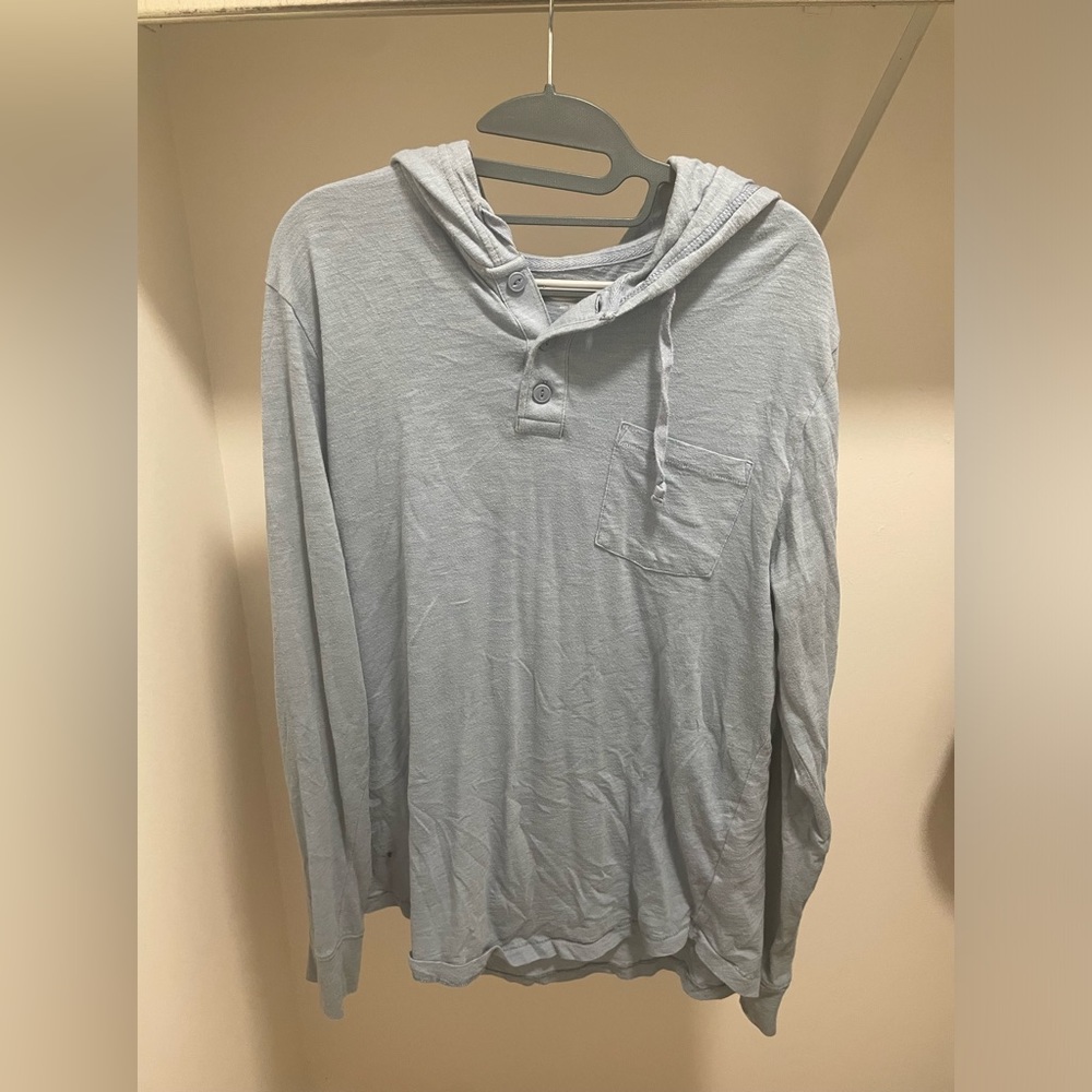 Long sleeve hooded shirt